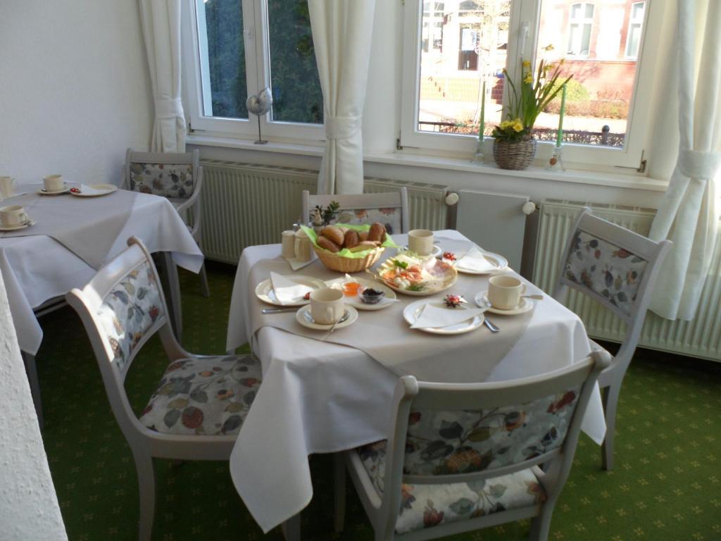 Hotel Schloonsee Garni Seebad Bansin Екстериор снимка